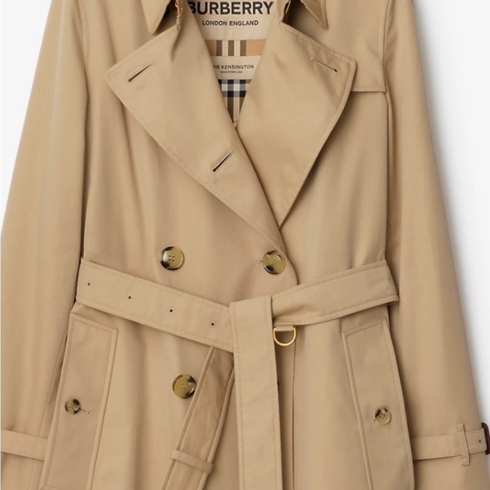 Burberry Women's Beige Trench Coat